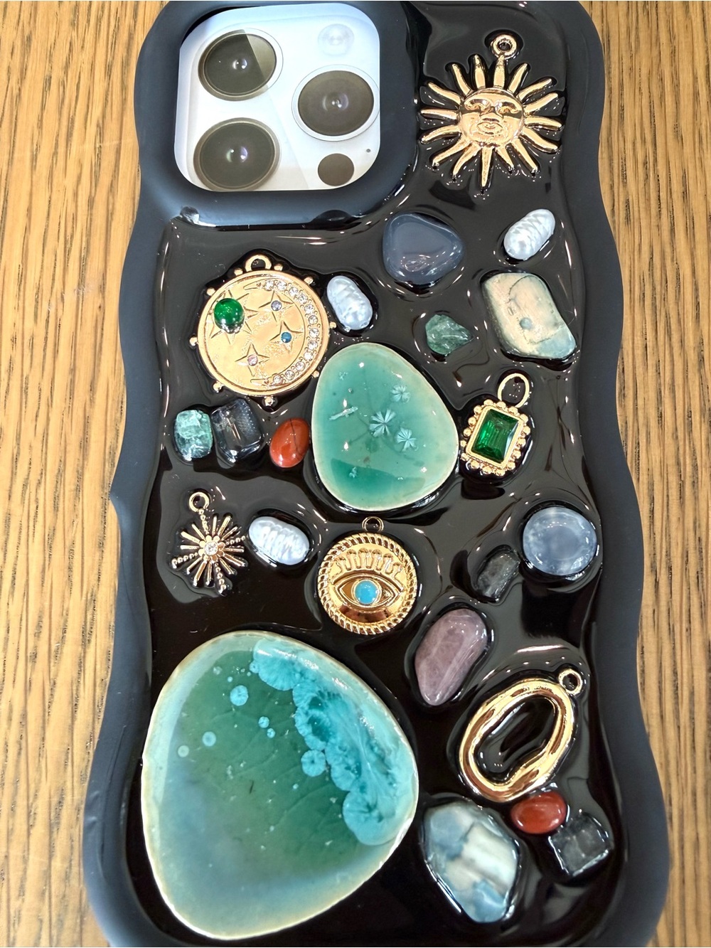 Artikl Mosaic iPhone 16 Pro Max Phone Case Black Charm Gemstone Boho New in Box - Picture 8 of 14